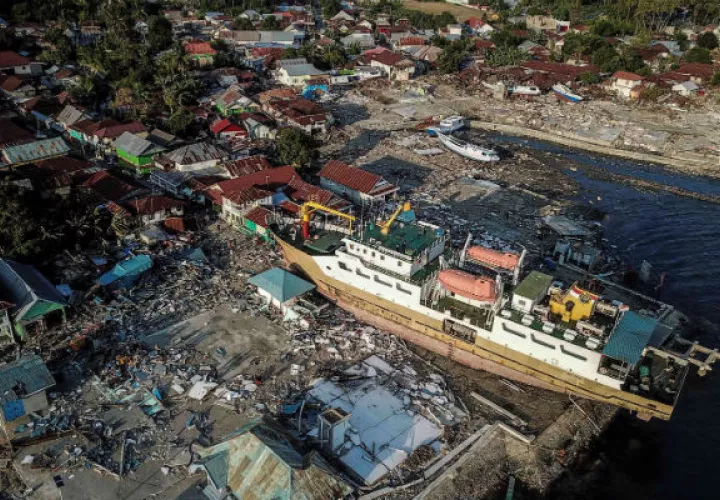 Daños causados por el terremoto y tsunami del pasado viernes en Indonesia. EFE 