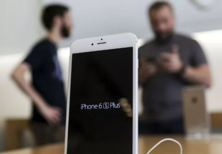Quedan interrogantes sobre la seguridad del Iphone. Foto/AP 