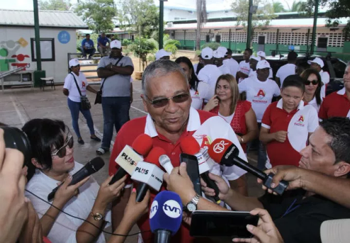 El presidente del partido Alianza, José Muñoz. 