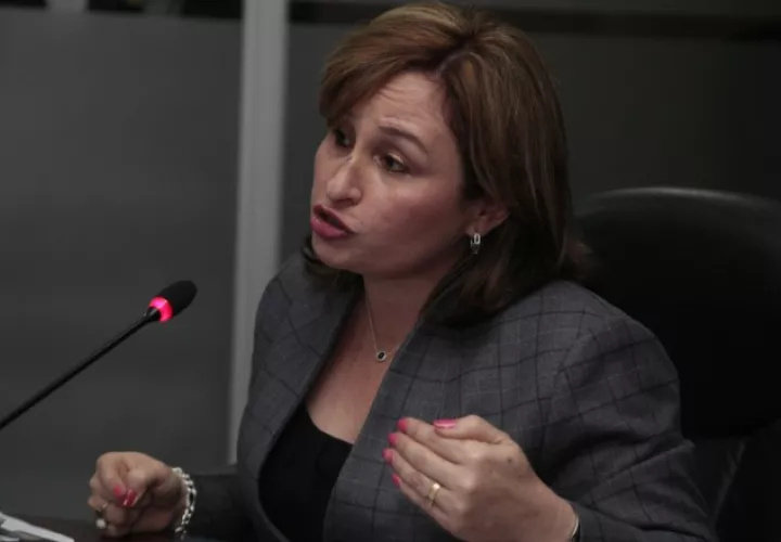 Kenia Isolda Porcell, procuradora de la nación.
