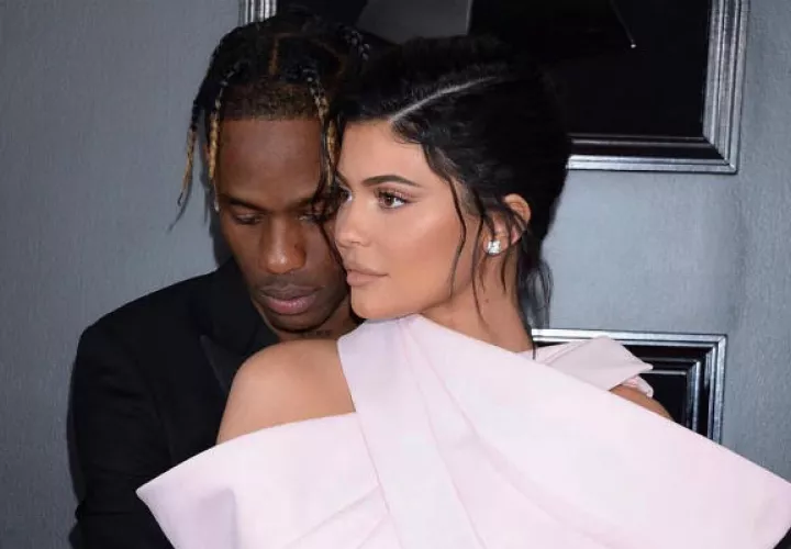 Kylie Jenner y Travis Scott. 