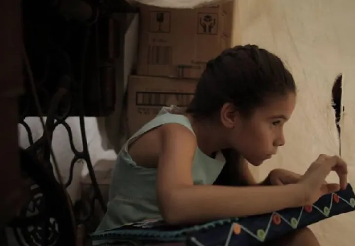 Cortometraje cubano "La costurera". Centrado en el papel de la mujer. Diario de Cuba