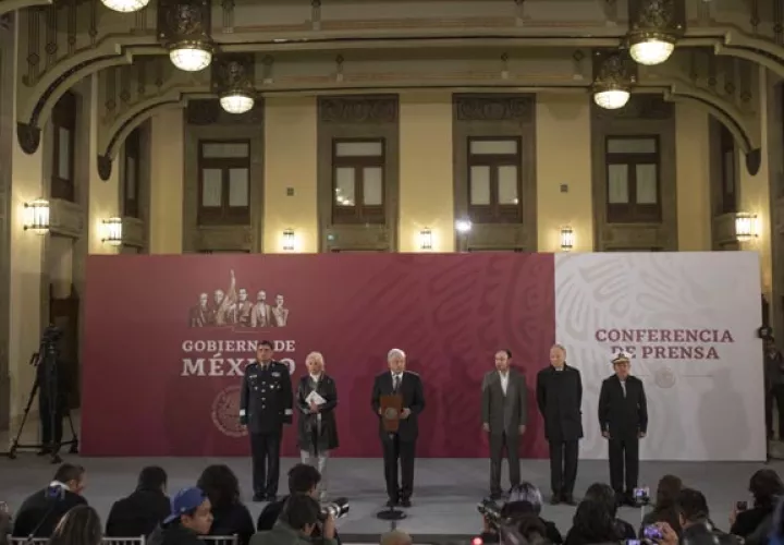 El presidente Andrés Manuel López Obrador asegura que se rendirá un informe diario sobre la seguridad. FOTO/AP