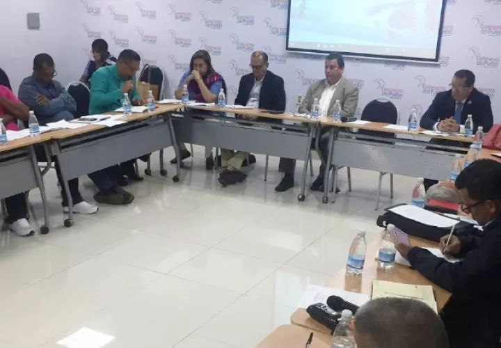 La última mesa bilateral fue en noviembre. /Foto Archivo