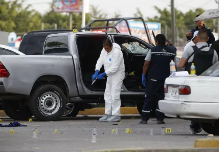 Barroso fue atacado en su domicilio donde recibió tres impactos de bala.