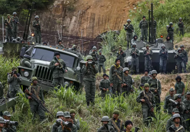 Militares venezolanos en maniobras tácticas. Foto: Archivo/Ilustrativa.