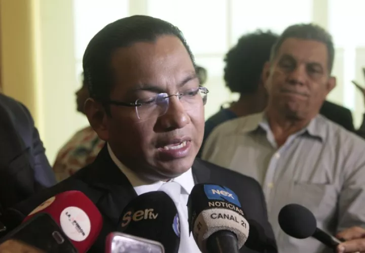 Vocería del Ministerio de Seguridad a cargo de Aarón Pérez.  Víctor Arosemana