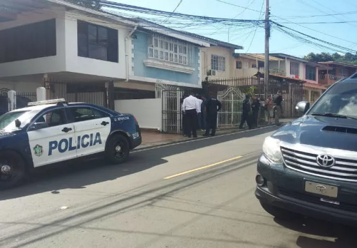 Residencia donde fue hallada mujer sin vida en La Locería. 
