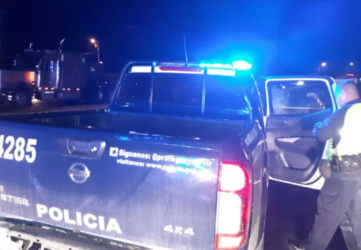 Al lugar se presentaron unidades de Operaciones del Tránsito de la Policía Nacional . Foto: Melquíades Vásquez A.