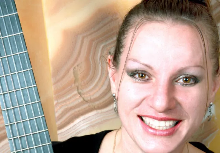 Nadia Borislova (México, Rusia) Dirigirá el concierto de clausura del XVI Encuentro Internacional de Guitarra Panamá  2019 el miércoles 3 de julio en el Teatro Gladys Vidal.. Foto: Cortesía.