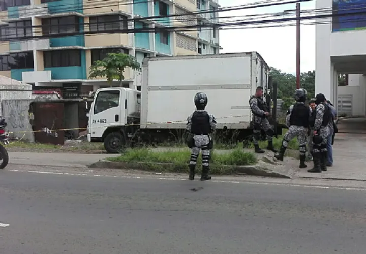 La Policía Nacional también logró recuperar parte del dinero robado, del cual se intentaron deshacer los asaltantes. Foto/Eric Montenegro