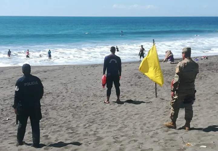 La Fuerza de Tarea Conjunta, mantiene la vigilancia en las playas del país. Foto/José Vásquez
