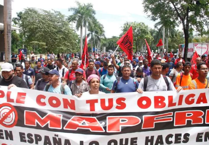 Los trabajadores de la construcción están decididos a volver a protestar en contra  de la Aseguradora Mapfre.