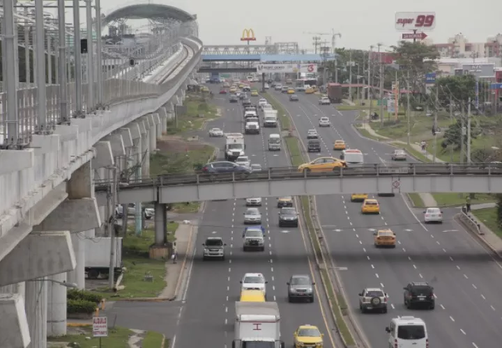 Odebrecht y FCC también construye la Línea 2 del Metro. Archivo