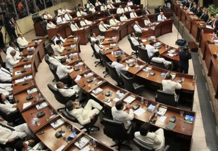El 30% de los diputados se reeligieron, es decir 15 de 50 que aspiraban a volver a la Asamblea Nacional.
