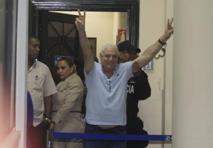 Ricardo Martinelli ha acusado al gobierno de Juan Carlos Varela de persecución política. Archivo