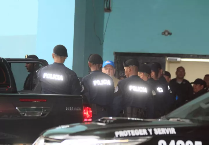 Ricardo Martinelli le envió un mensaje a Juan Carlos Varela a su salida del Sistema Penal Acusatorio. Foto Víctor Arosemena