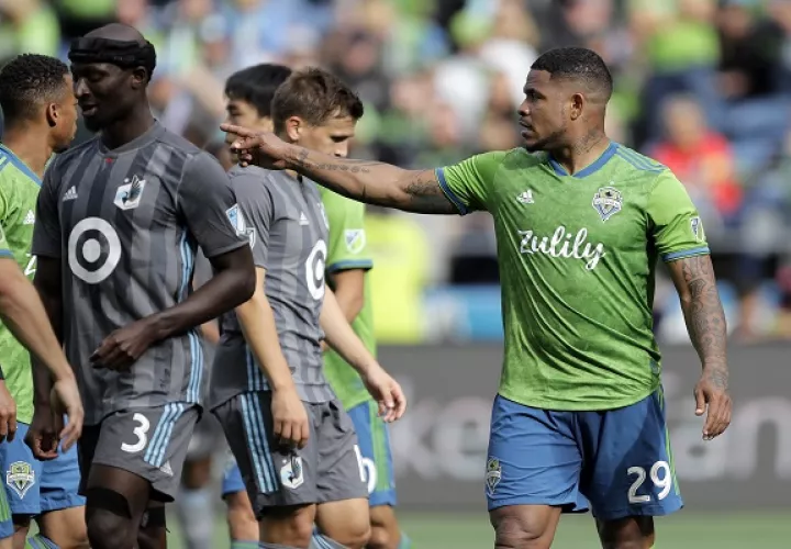 Román Torres. Foto:AP