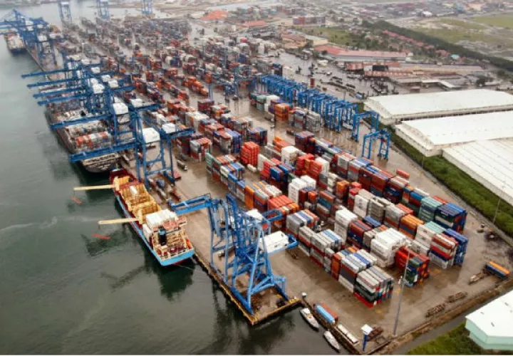 Los puertos generan más de 10 mil trabajos y el sector marítimo que es un tercio del producto interno bruto genera más de 200 mil trabajos. Foto/Archivo