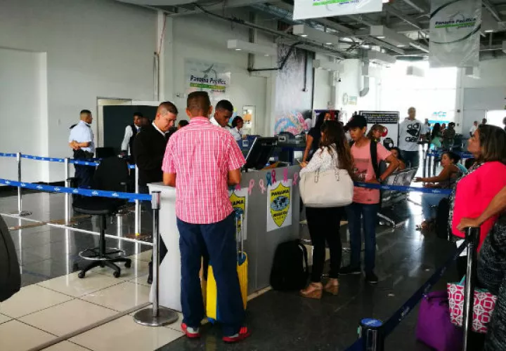 CubaNet denunció irregularidades en tarjetas de turismo Panamá. Foto/Archivos
