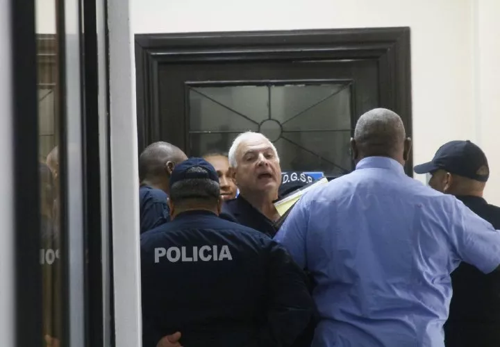 El testigo protegido en el caso de los pinchazos telefónicos admitió que fue interrogado en varias ocasiones por el presidente Juan Carlos Varela.