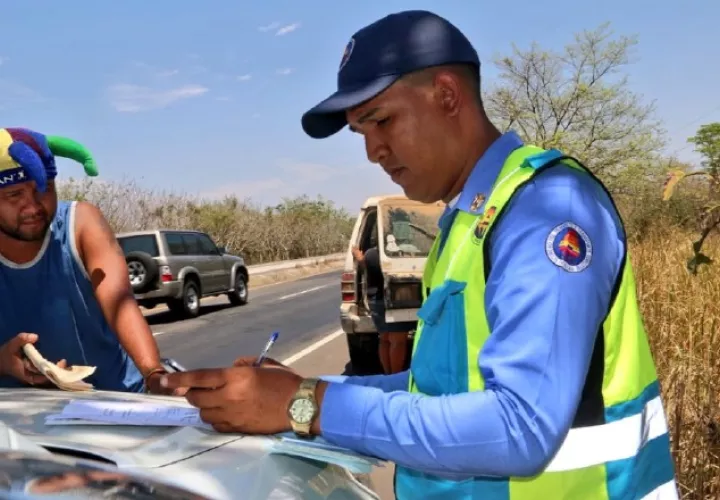 Más de 19 mil infracciones colocadas por la ATTT.