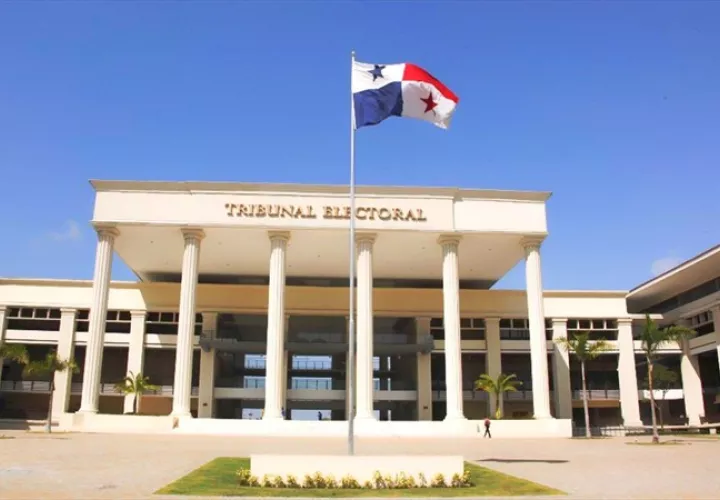 Tribunal Electoral responde a Juan Carlos Varela sobre quinta papeleta. 