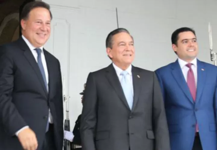 La tergiversación de las funciones de los ministerios, según José Gabriel Carrizo afectó el manejo de fondos del Estado.