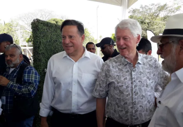 Bill Clinton, expresidente de EE.UU., estuvo en la inauguración. Foto: Mayra Madrid.