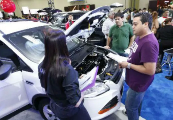 La situación económica de la población afecta esta actividad comercial.