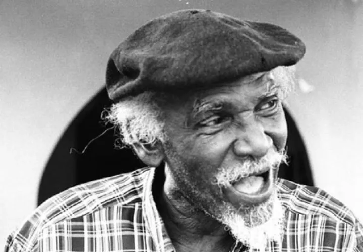 Víctor Everton McRae Foto: Central American Art &  Beauty. 