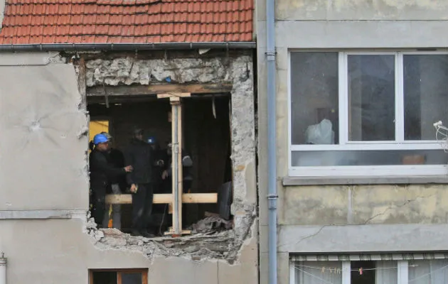 Daños causados al edificio donde estaban los yihadistas. Foto/ AP
