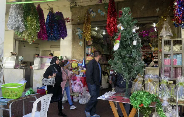 Calle de Rabat con adornos navideños. Foto/ EFE