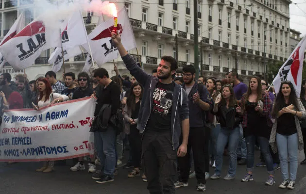 Marchas en Atenas. Foto/ AP