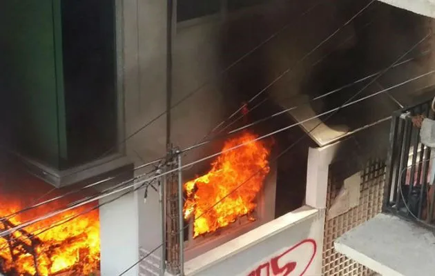 Incendio en las oficinas. Foto/ EFE
