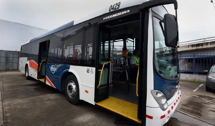 El Gobierno hará una inversión cercana a los 40 millones de dólares para remodelar la flota de aproximadamente 1,500 buses que en la actualidad prestan el servicio. /Foto Archivo 