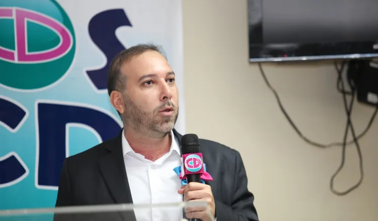 Uno de los aspirantes a la presidencia de la República. Archivo