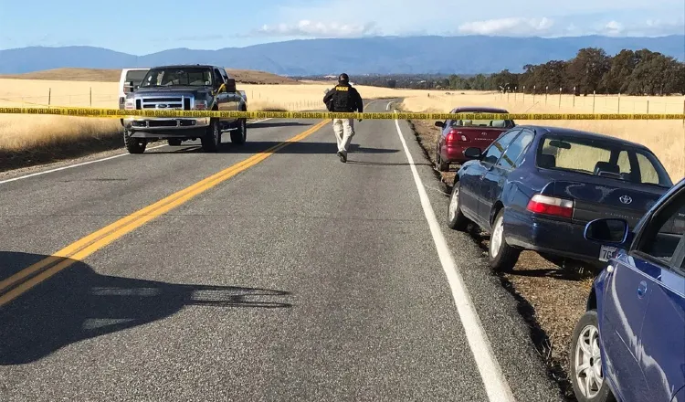 La Policía rodeó el rancho. /Foto AP