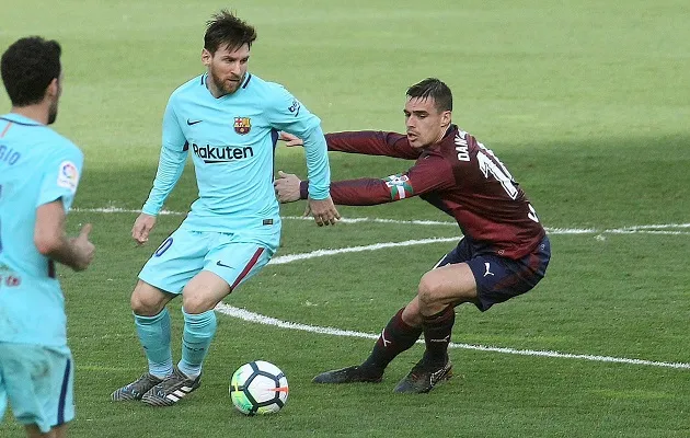 Messi participó en los dos goles.