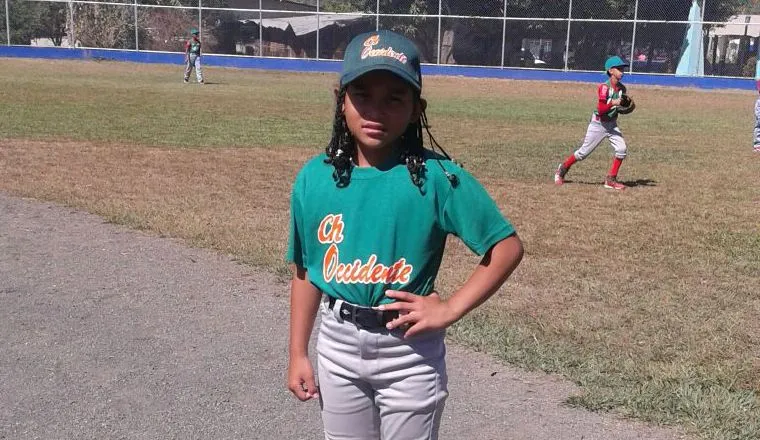 Aibys  quiere continuar jugando béisbol.