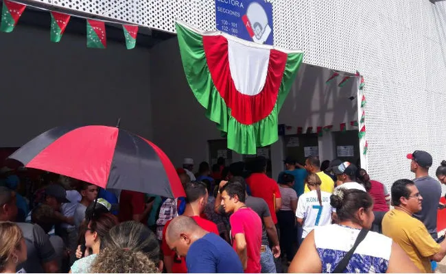 Los aficionados han aborratado el estadio Kenny Serracín durante todo el torneo. Foto:Pandeportes. 