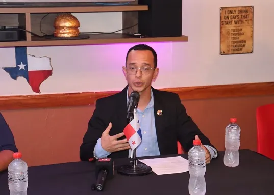 El edil tuvo su primer acercamiento con los periodistas, la semana pasada. Foto: Cortesía