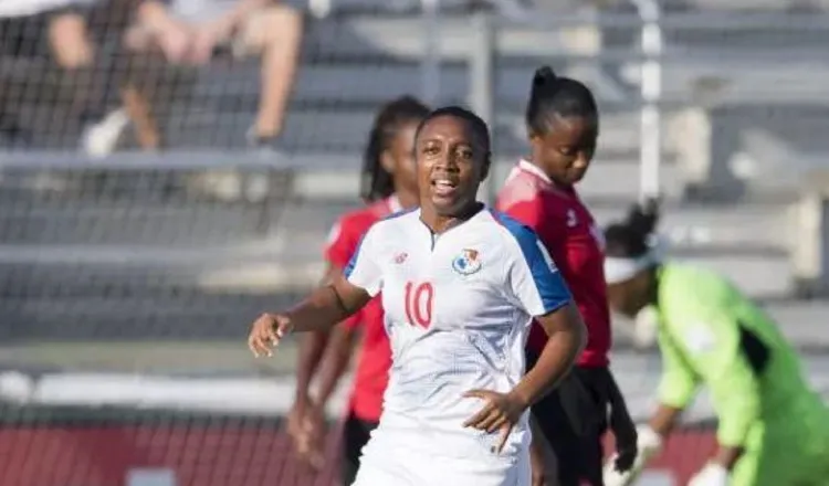 Marta Cox anotó el primer gol del equipo panameño. /Foto @Concacaf