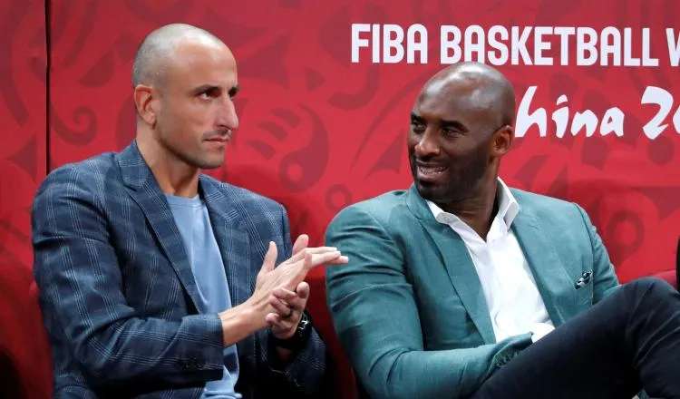 Kobe Bryant junto al argentino Manu Ginóbili. EFE