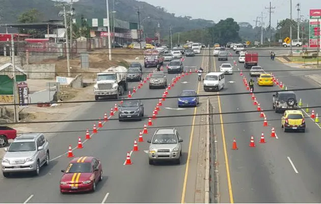 Habilitación de carriles. Foto: Raimundo Rivera