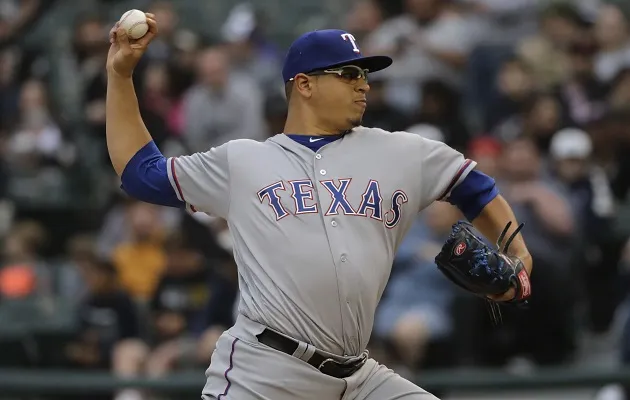Ariel Jurado debutó el año pasado en la MLB.