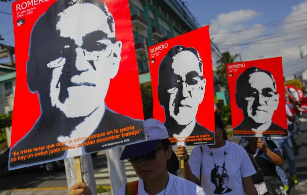 Peregrinación por el aniversario de la muerte de Oscar Romero. Foto/ AP