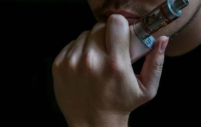 vaping.jpg