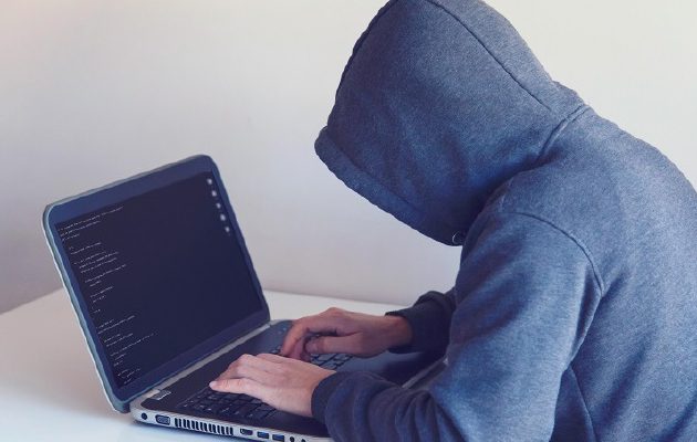 Las estafas afectan la confianza y estabilidad de las víctimas. Las estafas afectan la confianza y estabilidad de las víctimas. Pexels