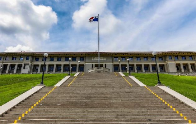 El edificio de la administración del Canal de Panamá fue inaugurado el 15 de julio de 1914 y tuvo un costo de $879,000.  Cortesía